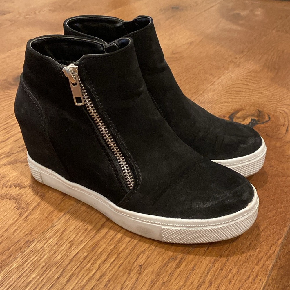 Women’s Brash Wedge Sneakers